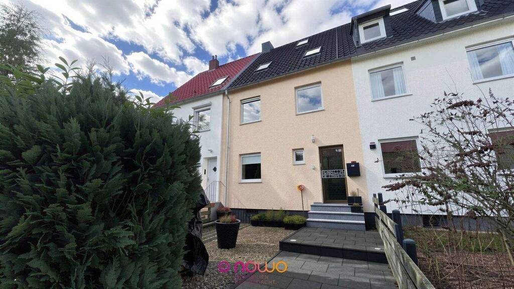 Reihenmittelhaus zum Kauf 259.000 € 4 Zimmer 110 m² 272 m² Grundstück Kralenriede Braunschweig 38108