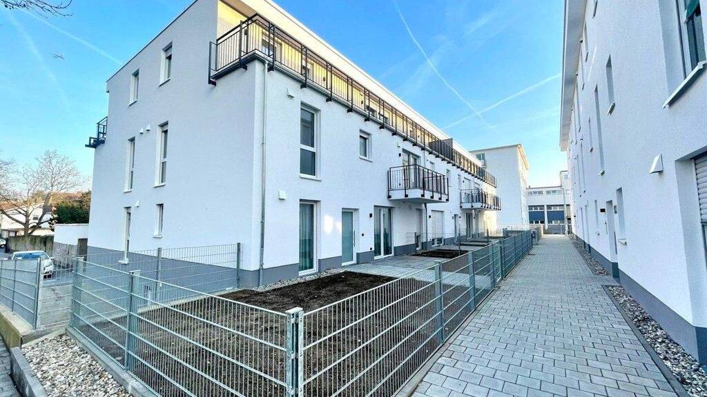 Penthouse zur Miete - Erstbezug 1.450 € 3 Zimmer 90,8 m² 2. Geschoss frei ab 01.03.2026 Waldstraße 183 - 185 Offenbach am Main 63071