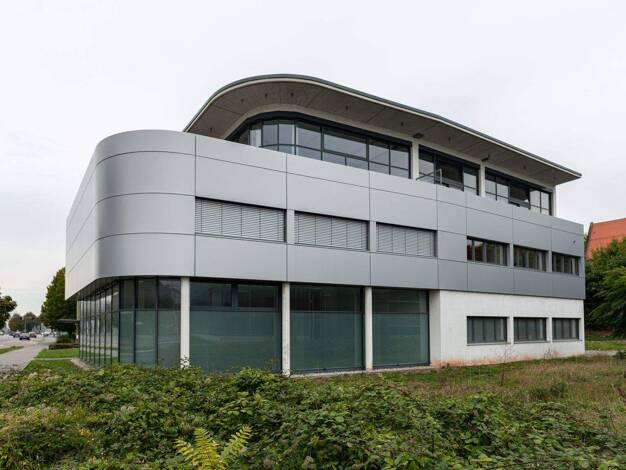 Bürofläche zur Miete 7 Zimmer 392 m² Bürofläche Neckarsulm 74172