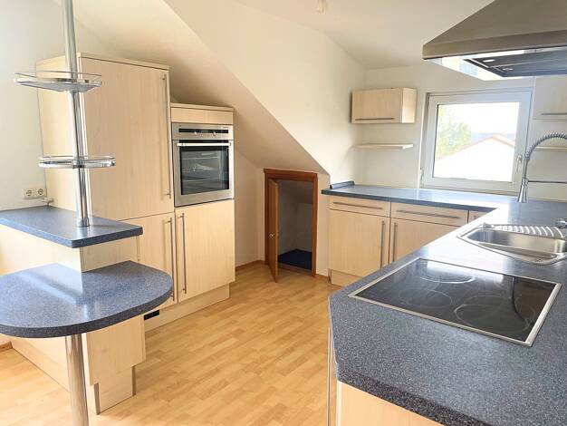 Wohnung zur Miete 775 € 4 Zimmer 96 m² 2. Geschoss frei ab sofort Weisendorf Weisendorf 91085