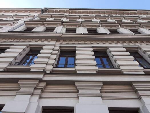 Wohnung zum Kauf 185.000 € 2 Zimmer 63,3 m² 5. Geschoss Neustadt-Neuschönefeld Leipzig 04315