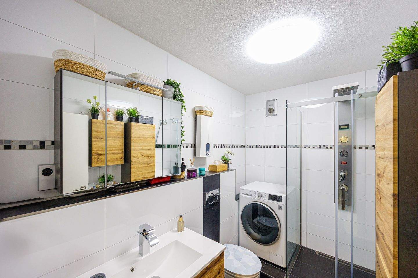 Immobilie in Tamm - WEITBLICK: Wohnraum mit Herz! - Bild 3