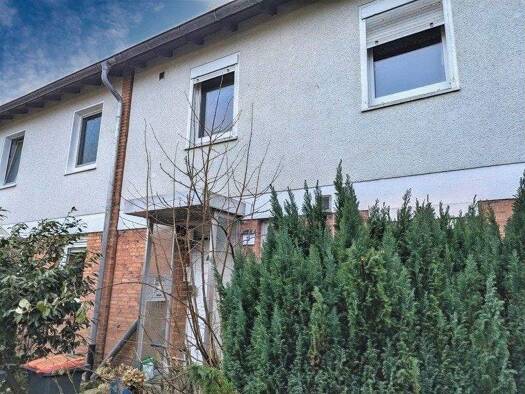 Reihenmittelhaus zum Kauf 259.000 € 4 Zimmer 86 m² 252 m² Grundstück Garstedt Norderstedt 22848