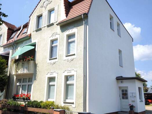Mehrfamilienhaus zum Kauf 299.000 € 9 Zimmer 223 m² 562 m² Grundstück Finowfurt Schorfheide 16244
