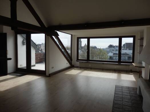 Wohnung zur Miete 780 € 3 Zimmer 90 m² Geschoss 3/4 frei ab sofort Stadtmitte Krefeld 47798