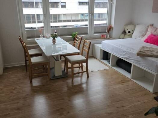 Wohnung zur Miete 685 € 2 Zimmer 46 m² 3 Geschosse frei ab 01.12.2026 Südfriedhof Kiel 24114
