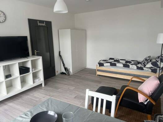 Wohnung zur Miete 690 € 1,5 Zimmer 27 m² 2. Geschoss frei ab sofort Raderthal Köln 50968