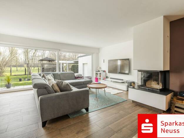 Einfamilienhaus zum Kauf 749.000 € 5 Zimmer 155 m² 877 m² Grundstück Wevelinghoven Grevenbroich 41516