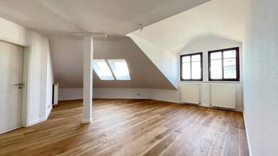 Wohnung zum Kauf provisionsfrei 185.000 € 2 Zimmer 66,3 m² 5. Geschoss Rosa-Luxemburg-Straße 48 Neustadt-Neuschönefeld Leipzig 04315