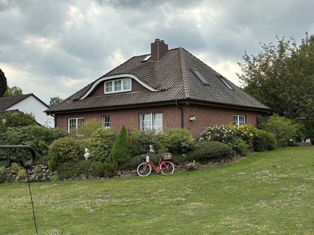 Einfamilienhaus zum Kauf provisionsfrei 460.000 € 5,5 Zimmer 160 m² 600 m² Grundstück Hauptstraße Bebensee 23816