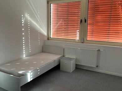 WG-Zimmer zur Miete Wohnen auf Zeit 580 € 16 m² frei ab 30.07.2025 Hedelfingerstr. 0 Wangen Stuttgart Hedelfingen 70327