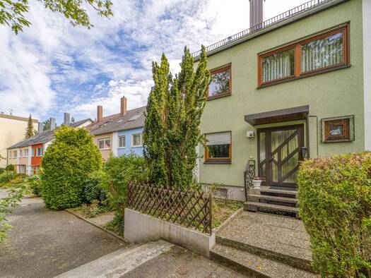 Reihenmittelhaus zum Kauf 500.000 € 5 Zimmer 127 m² 183 m² Grundstück Büchenbach Erlangen 91056