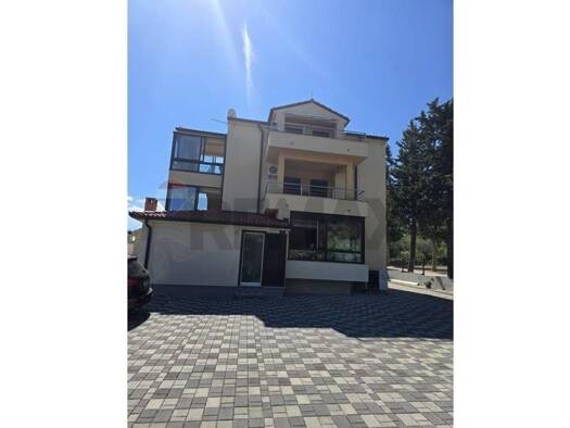 Haus zum Kauf 750.000 € 16 Zimmer 314 m² Pakoštane