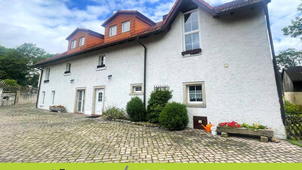 Haus zum Kauf 280.000 € 6 Zimmer 221 m² 2.393 m² Grundstück Nentschau Regnitzlosau 95194