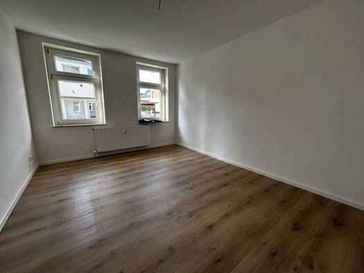 Wohnung zur Miete 340 € 2 Zimmer 52 m² EG frei ab sofort Meinertstraße 16 Oelsnitz Oelsnitz/Erzgebirge 09376
