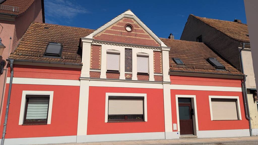 Einfamilienhaus zum Kauf provisionsfrei 135.500 € 7 Zimmer 142,6 m² 164 m² Grundstück frei ab sofort Görlitzer Straße 9 Rothenburg Rothenburg/Oberlausitz 02929