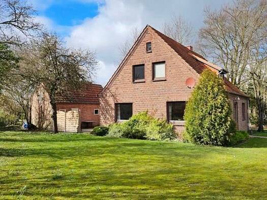 Einfamilienhaus zum Kauf 219.000 € 5 Zimmer 145 m² 1.236 m² Grundstück frei ab sofort Selsingen 27446