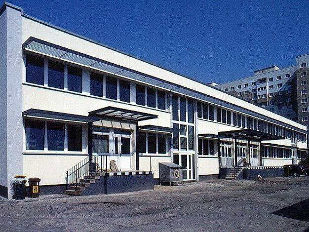 Lagerhalle zur Miete provisionsfrei 30 € 9,9 m² Lagerfläche Neundorfer Straße 1 Leuben Ortsamtsbereich Leuben 01257
