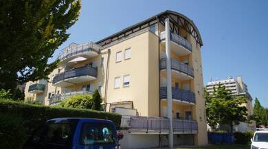 Wohnung zur Miete 900 € 3 Zimmer 89,2 m² 3. Geschoss Planungsbezirk 123 Straubing 94315