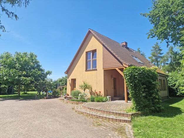 Einfamilienhaus zum Kauf 385.000 € 5 Zimmer 134 m² 1.387 m² Grundstück Mölschow 17449