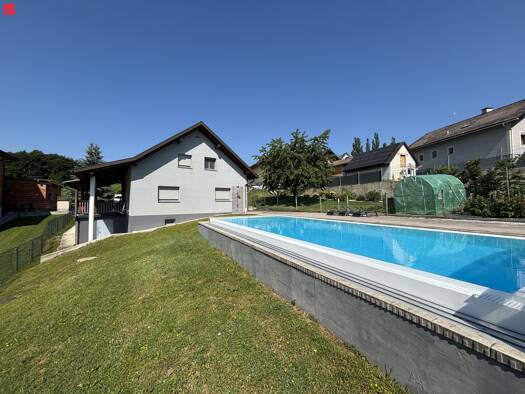 Haus zum Kauf 6,5 Zimmer 175 m² 1.007 m² Grundstück Ehrenhausen an der Weinstraße 8461