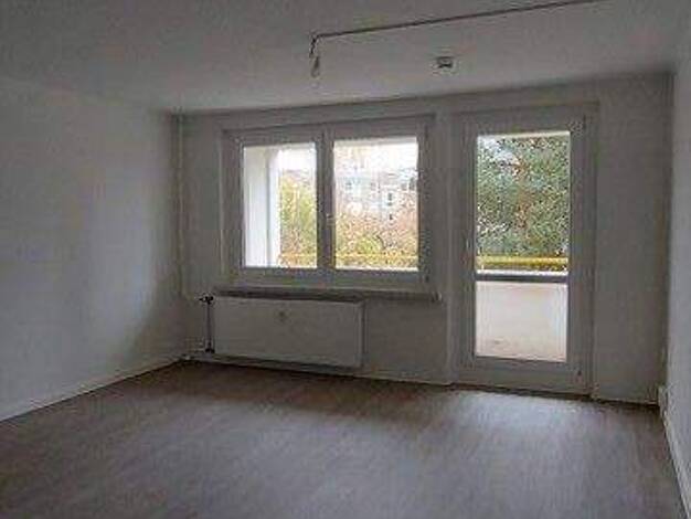 Wohnung zur Miete 706 € 4 Zimmer 80,3 m² 3. Geschoss frei ab 13.12.2025 Prohliser Allee 23 Prohlis-Süd Dresden 01239