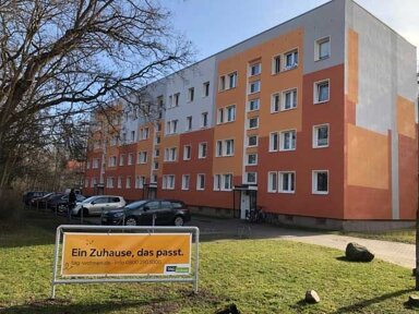 Wohnung zur Miete 330 € 3 Zimmer 59,9 m² 1. Geschoss Kastanienweg 47 Bernburg Bernburg (Saale) 06406