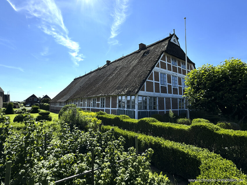 Mehrfamilienhaus zum Kauf 13 Zimmer 326,6 m²<br/>Wohnfläche 2.595 m²<br/>Grundstück Kirchwerder Hamburg 21037