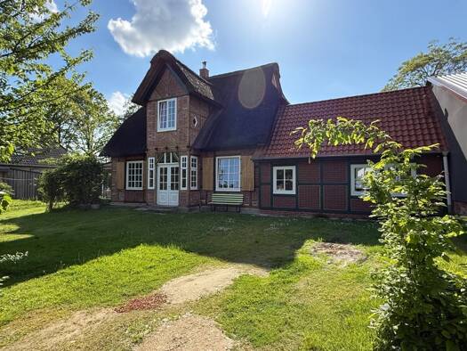 Einfamilienhaus zum Kauf 250.000 € 7 Zimmer 166 m² 1.365 m² Grundstück Wulsbüttel Hagen im Bremischen 27628