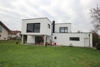 Haus zum Kauf 620.000 € 3 Zimmer 146,7 m² 815 m² Grundstück Ering Ering 94140
