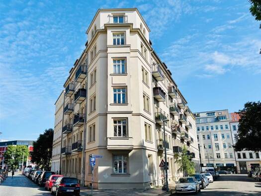 Wohnung zum Kauf 240.000 € 2 Zimmer 74,8 m² 2. Geschoss Neustadt-Neuschönefeld Ost 04315