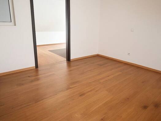 Wohnung zur Miete 450 € 2 Zimmer 50 m² Geschoss 2/2 frei ab sofort Vohenstrauß 92648