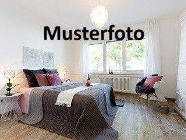 Wohnung zur Miete 910 € 4 Zimmer 82,3 m² frei ab 23.12.2025 Schlesische Str. 8 Dodesheide Osnabrück 49088