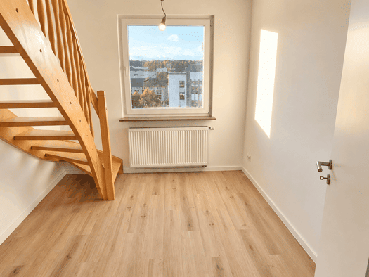Maisonette zur Miete 1.150 € 3,5 Zimmer 110 m² Geschoss 3/4 frei ab 01.11.2026 Gewerbeschulstraße 14 Barmen Wuppertal 42287