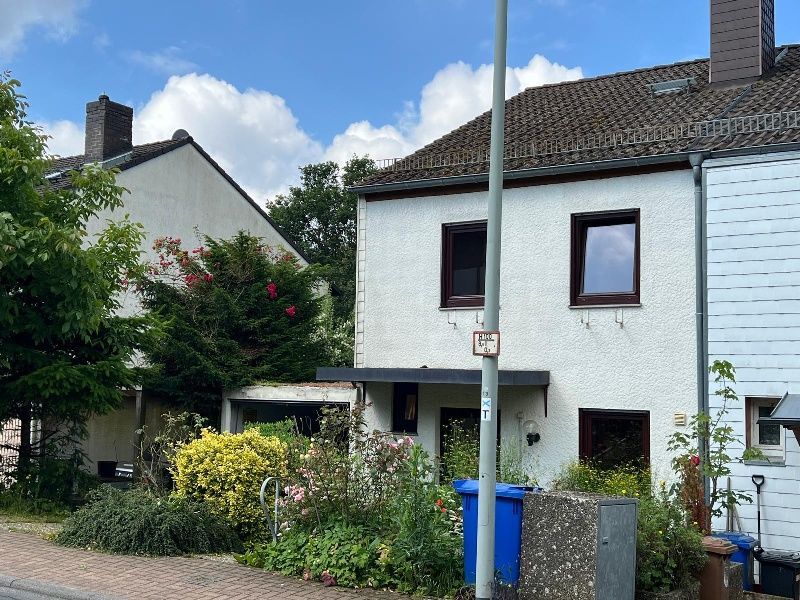 Reihenmittelhaus zum Kauf 345.000 € 5 Zimmer 101 m²<br/>Wohnfläche 185 m²<br/>Grundstück Fischbach Kelkheim (Taunus) - Eppenhain 65779