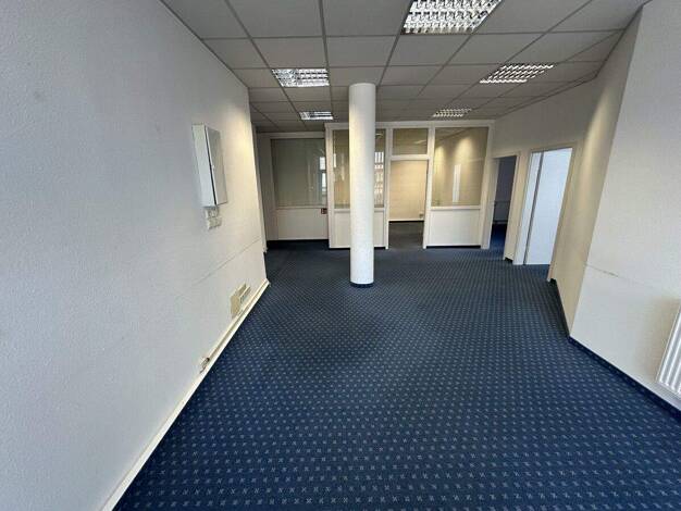 Bürofläche zur Miete 420 € 94 m² Bürofläche Limbach-Oberfrohna Limbach-Oberfrohna 09212