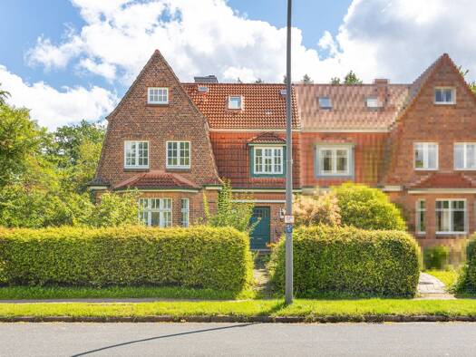 Doppelhaushälfte zum Kauf 750.000 € 7 Zimmer 208,4 m² 897 m² Grundstück Langenhorn Hamburg 22415