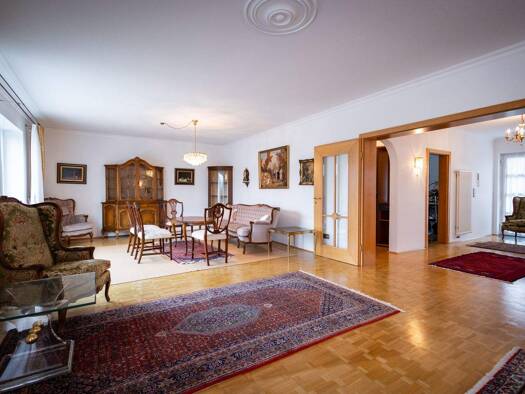 Einfamilienhaus zum Kauf 599.000 € 7 Zimmer 285 m² 890 m² Grundstück Hohenroth 97618