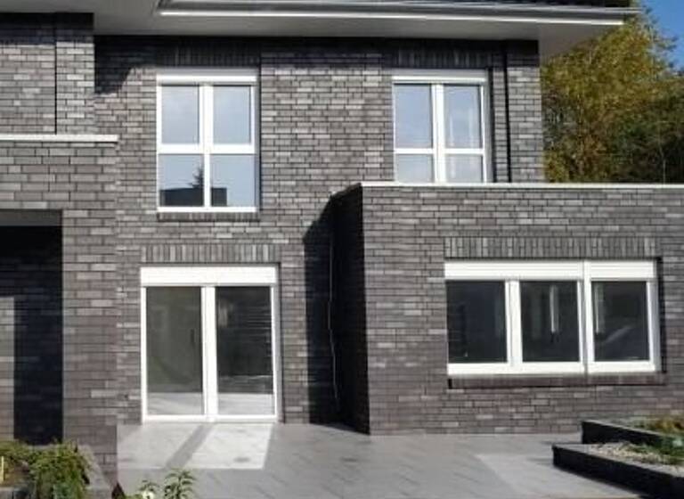 Doppelhaushälfte zur Miete 1.100 € 5 Zimmer 135 m²<br/>Wohnfläche 01.06.2025<br/>Verfügbarkeit Löningen Löningen 49624