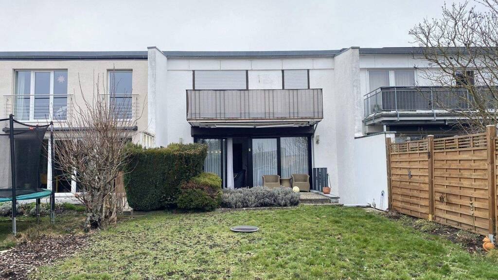 Reihenmittelhaus zum Kauf provisionsfrei 329.000 € 4 Zimmer 100 m² 285 m² Grundstück Eschberg Saarbrücken 66121