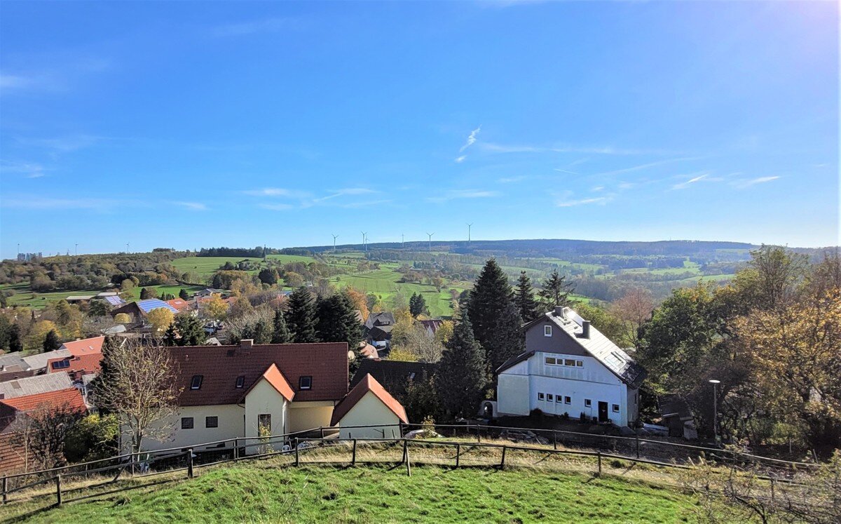 Mehrfamilienhaus zum Kauf 365.000 € 9 Zimmer 250 m²<br/>Wohnfläche 450 m²<br/>Grundstück Ulrichstein Ulrichstein 35327