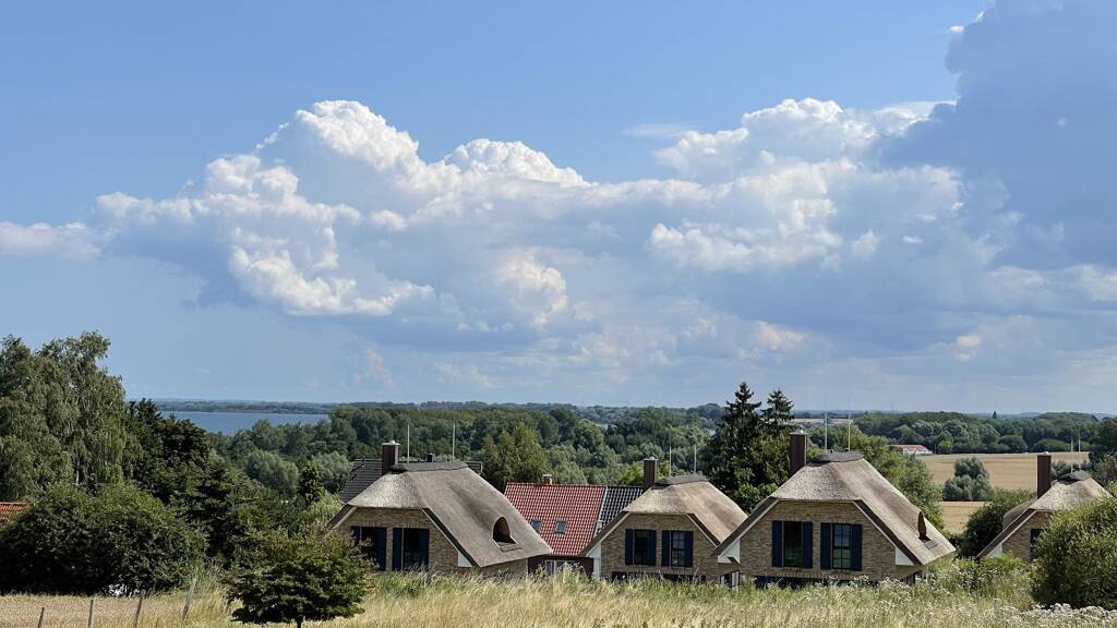 Sonstiges zum Kauf 1.600.000 € 9.971 m² Grundstück Wohlenhagen Hohen Kirchen 23948