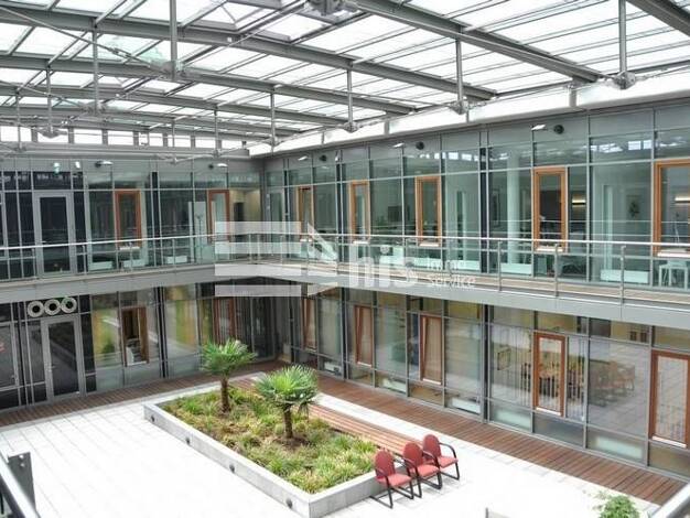 Praxis zur Miete provisionsfrei 14,50 € 180,5 m² Bürofläche teilbar ab 180,5 m² Erlangen 91054