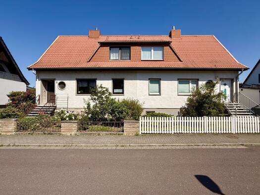 Doppelhaushälfte zum Kauf 299.000 € 3 Zimmer 115 m² 597 m² Grundstück Stadtfeld West Magdeburg 39110