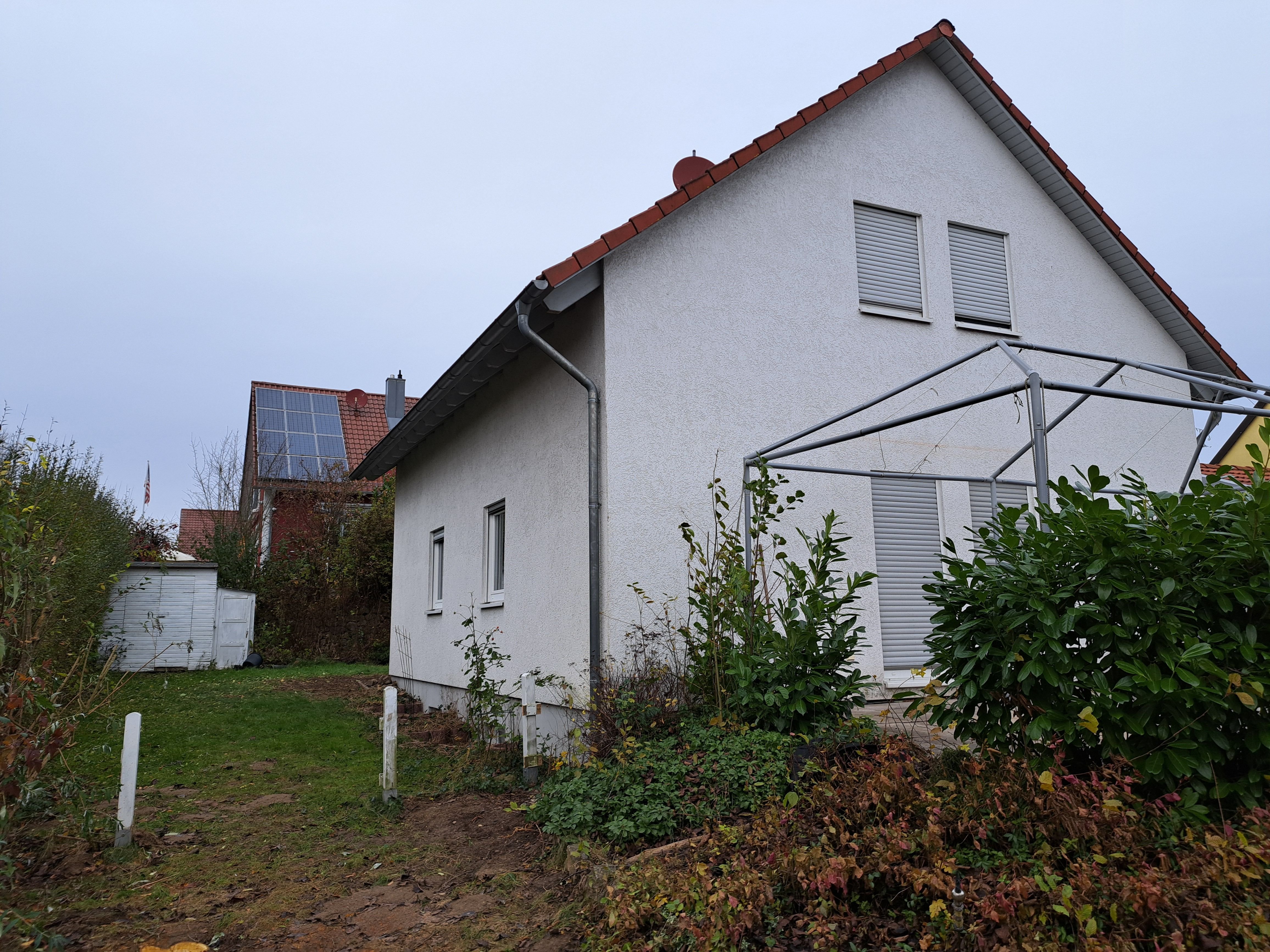 Einfamilienhaus zur Miete 1.350 € 5 Zimmer 135 m²<br/>Wohnfläche 599 m²<br/>Grundstück ab sofort<br/>Verfügbarkeit Langquaid Langquaid 84085