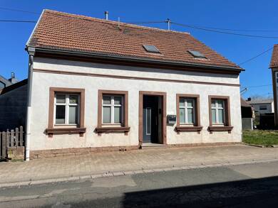 Einfamilienhaus zum Kauf 75.000 € 6 Zimmer 140 m² 432 m² Grundstück Heiligenwald Schiffweiler 66578