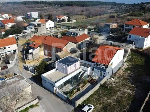 Haus zum Kauf 320.000 € 6 Zimmer 150 m² Vrsi