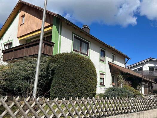 Mehrfamilienhaus zum Kauf 520.000 € 8 Zimmer 190 m² 669 m² Grundstück frei ab sofort Biessenhofen 87640