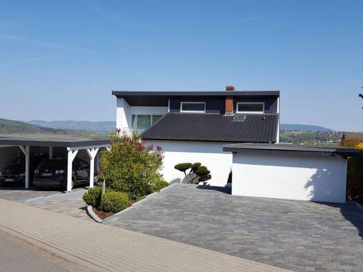 Einfamilienhaus zum Kauf 665.000 € 7 Zimmer 213,8 m² 920 m² Grundstück frei ab sofort Vlotho 32602