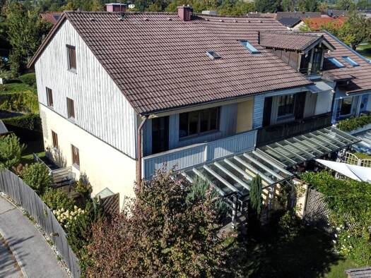 Reihenendhaus zum Kauf 519.000 € 5 Zimmer 140 m² 299 m² Grundstück Bachmehring Eiselfing 83549